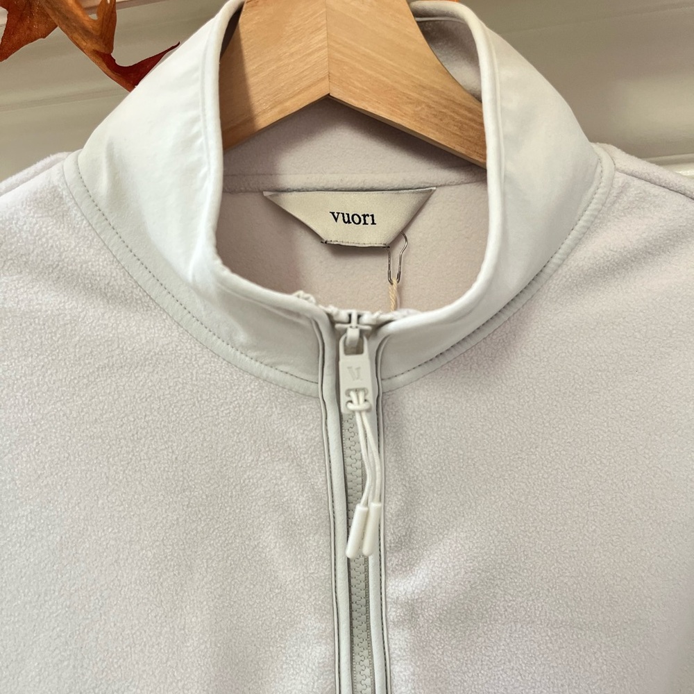 NWT | Vuori Aspen Half Zip in Salt - Picture 4 of 8